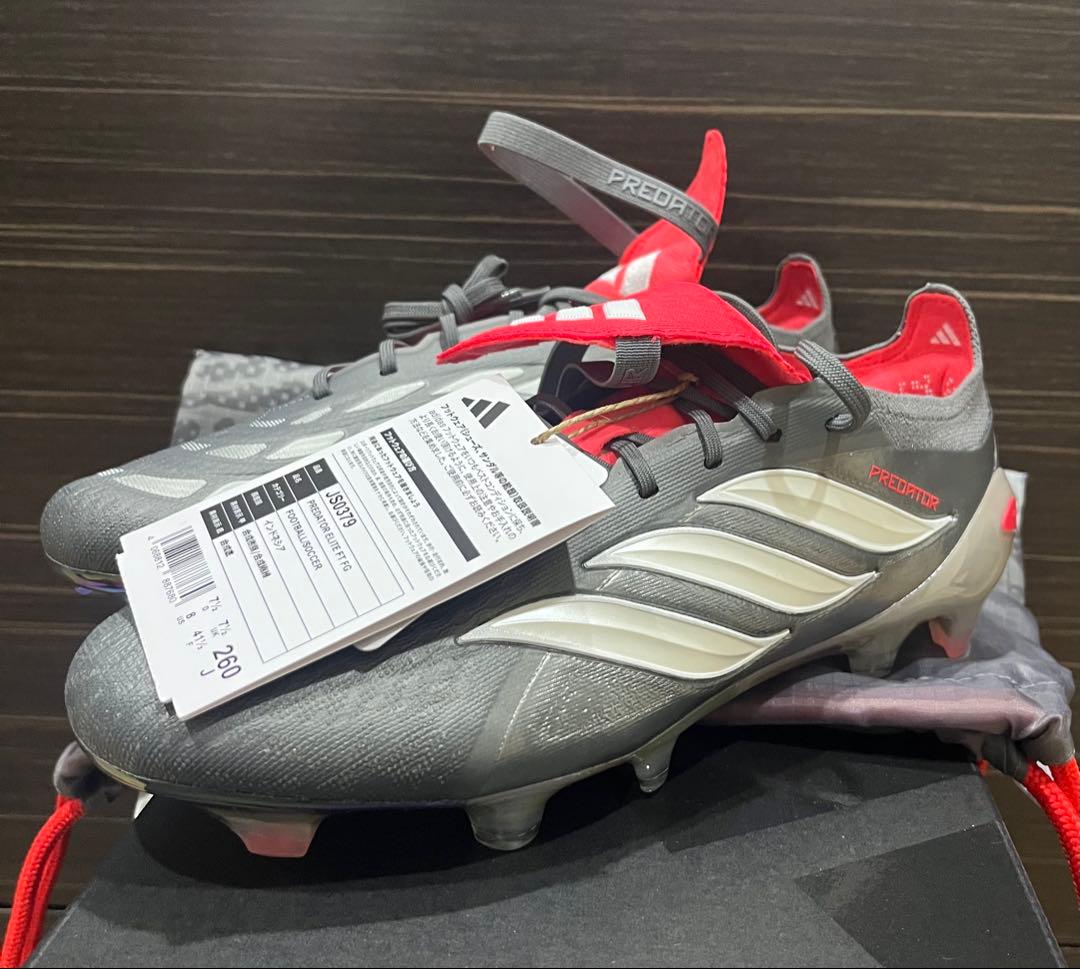 アディダス　新品　プレデター　ELITE フォールディングタン FG 26