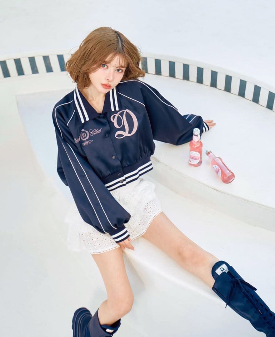 ダーリッチ　スカジャン