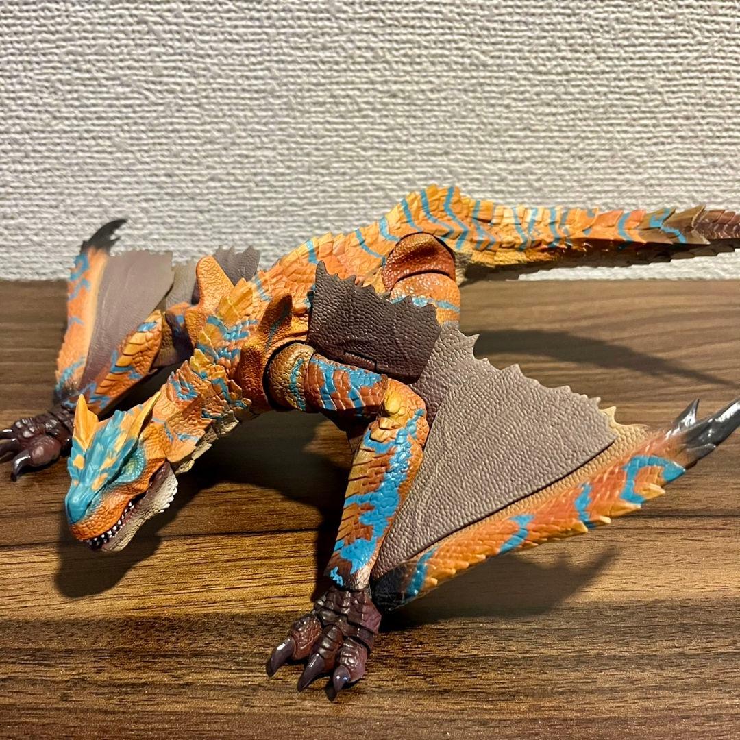 モンスターハンター ティガレックス S.H.MonsterArts フィギュア
