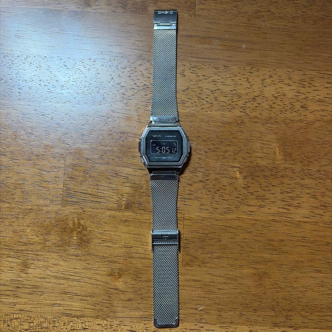 ド*プ様 CASIO A1000M-1BJF クォーツ ユニセックス