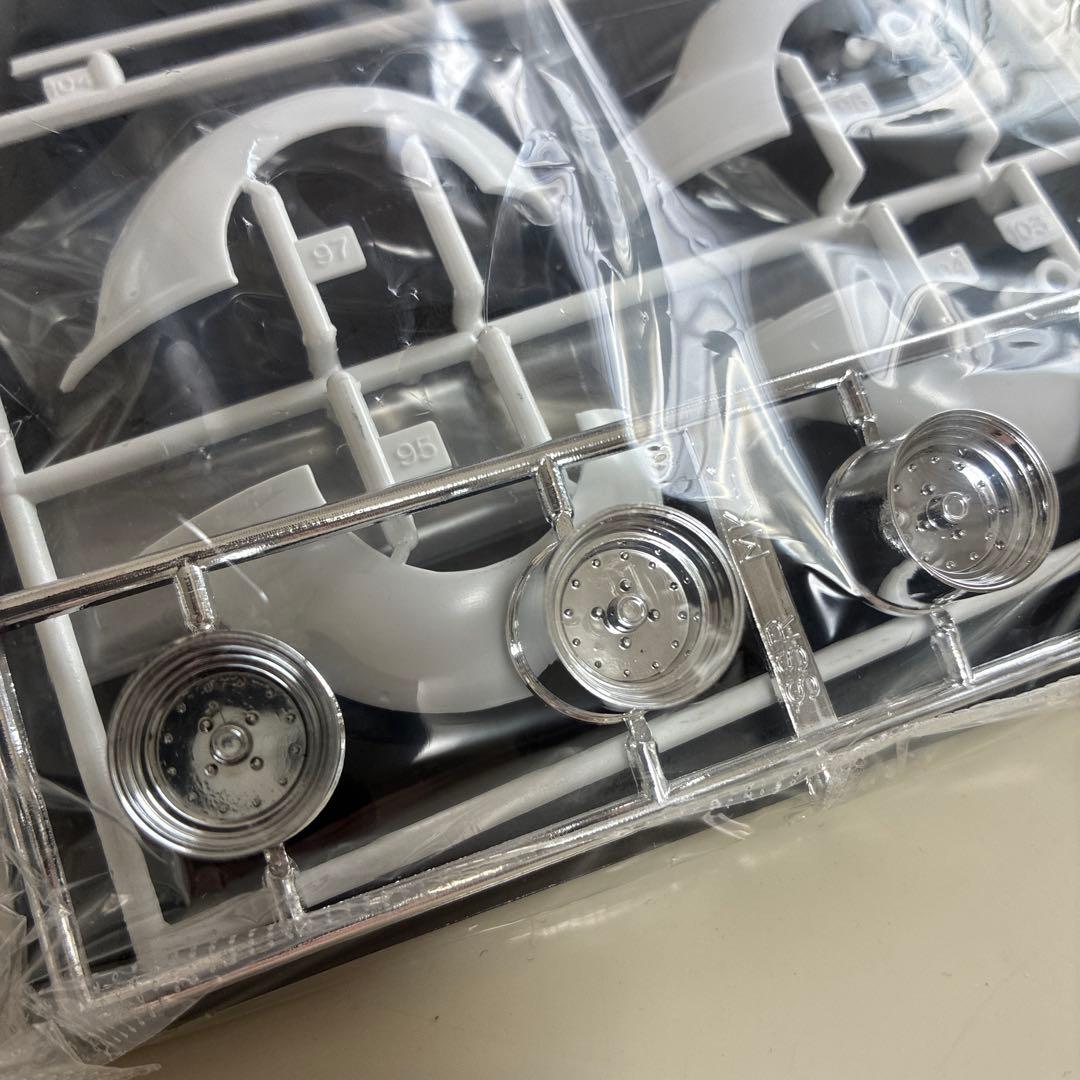 アオシマ　1/24 オールドレーサーパーツシリーズ　レーシングフェンダータイプ1