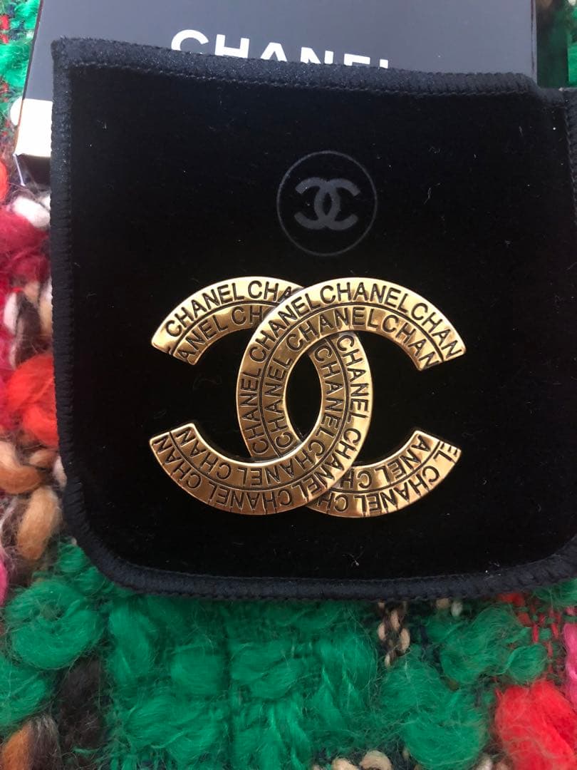 【新品・未使用】 CCロゴブローチ ブローチ