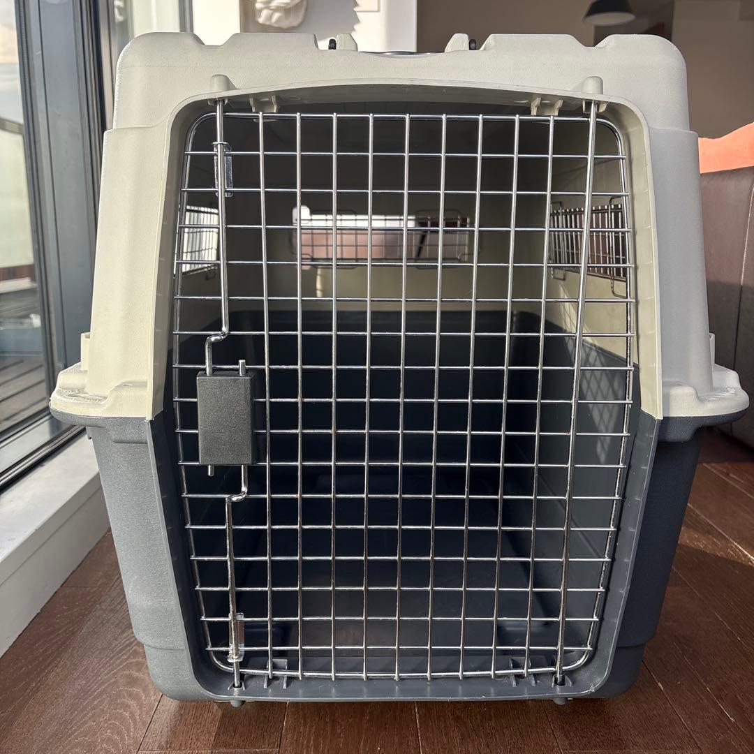 中型犬用プラスチックケージ