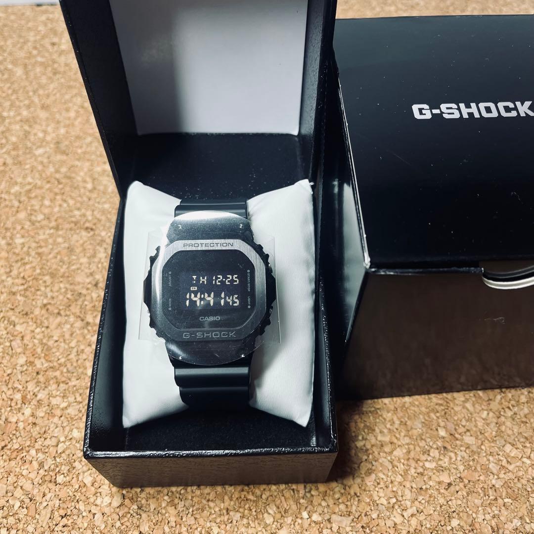 美品カシオG-SHOCK /GMー5600UBー1JFブラックメタルカバード