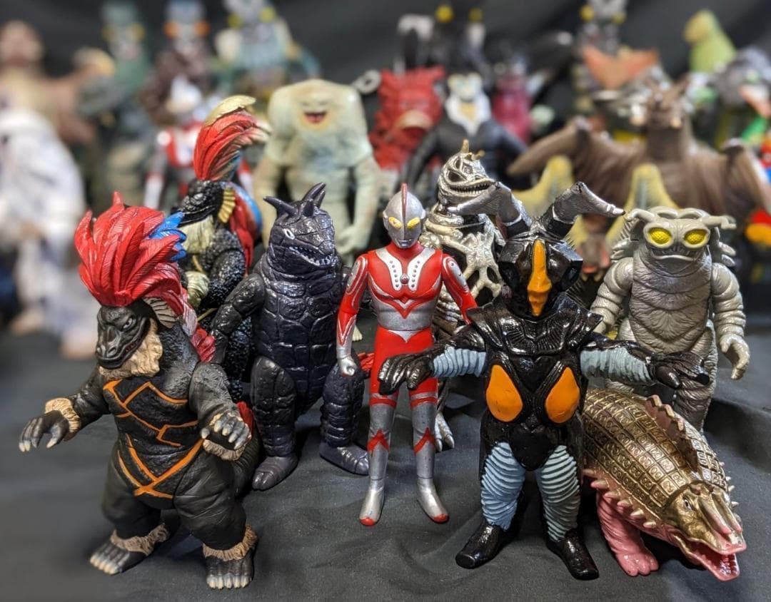 ウルトラマン＆登場怪獣・宇宙人（バンダイ）ソフビほぼコンプ59体セット＋6