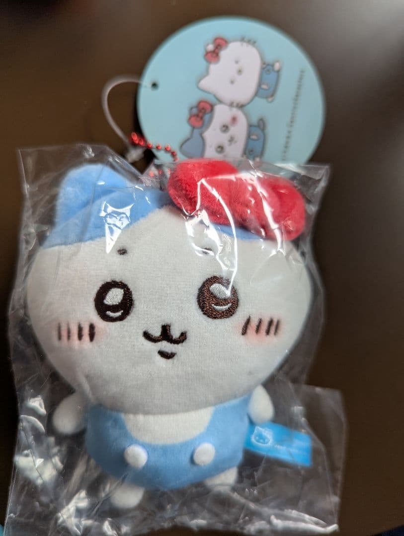 ちいかわ×サンリオキャラクターズ ぷちミニマスコット ハチワレ・ハローキティ
