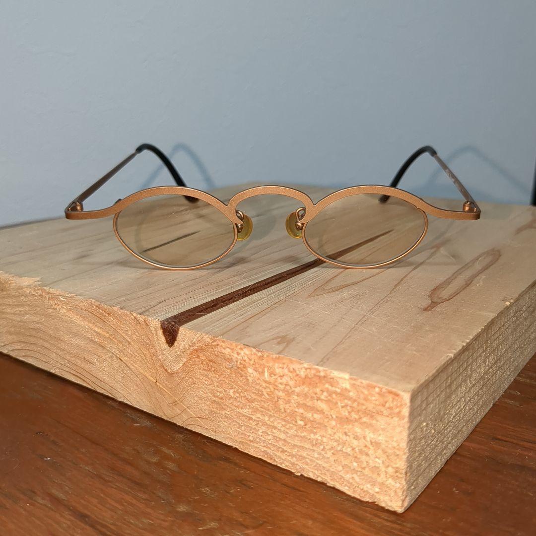 た*ャ様 THEO BELGIUM テオ ベルギー メタルフレーム ラウンド サ