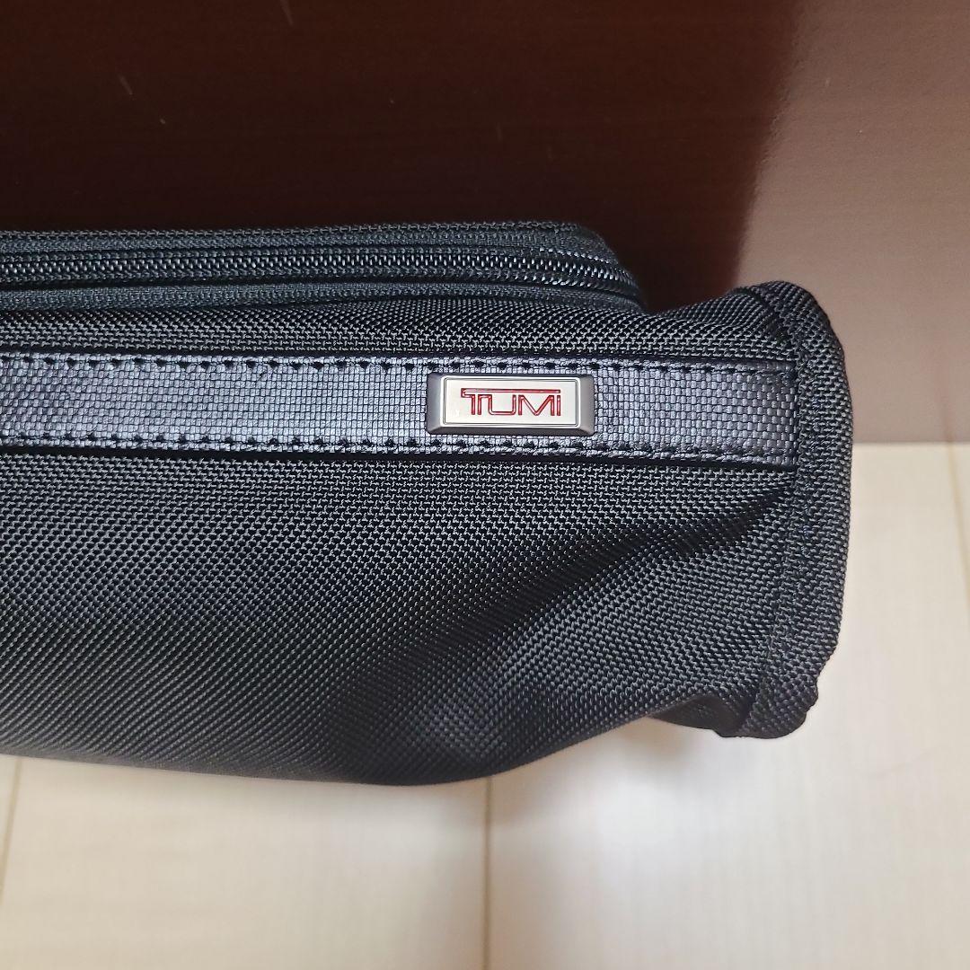 TUMI トゥミ トラベルポーチ　Alpha3