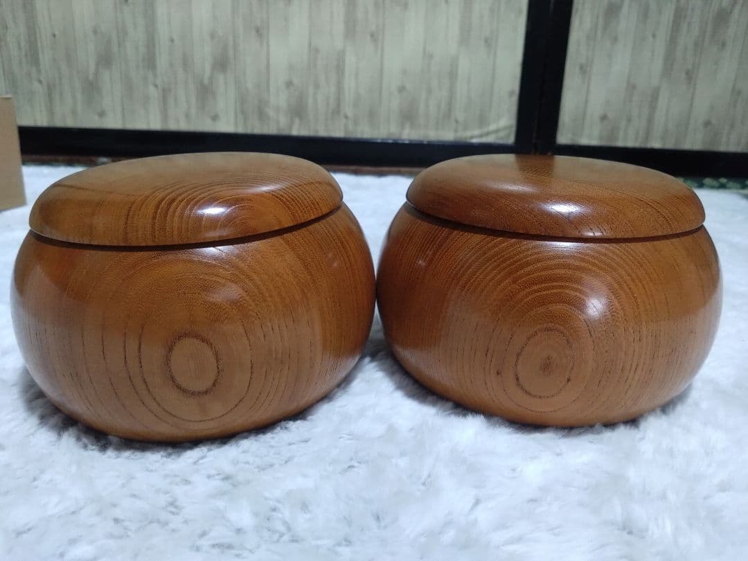 【囲碁】欅碁笥　本蛤碁石、那智黒石　11.4ミリ