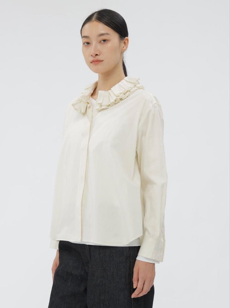 マーガレットハウエルフリルシャツ