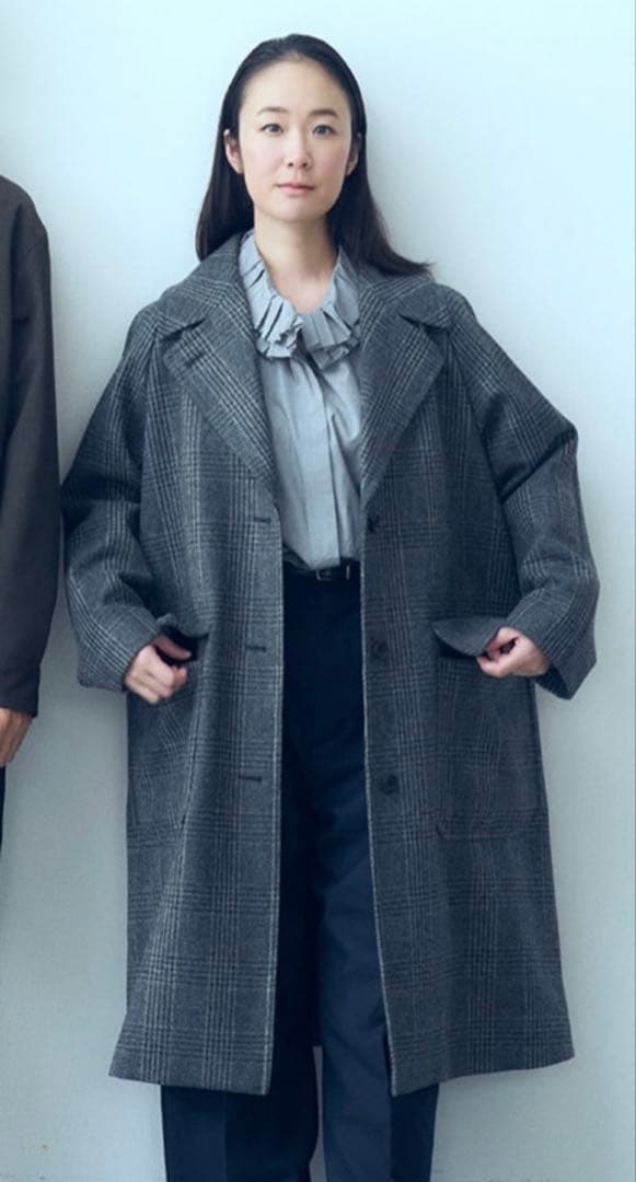 マーガレットハウエルフリルシャツ