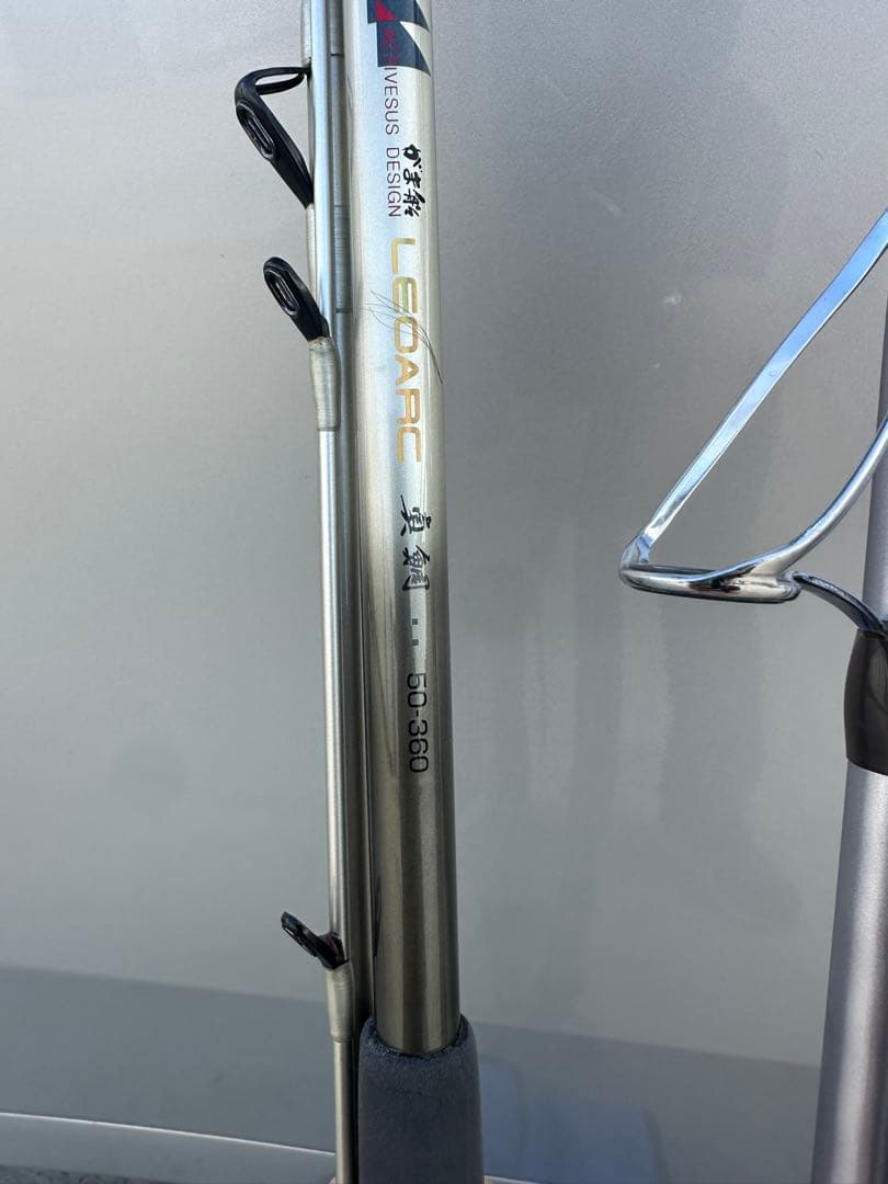 美品シマノSURF LEADER SF 4105 DX とがま船真鯛50-360