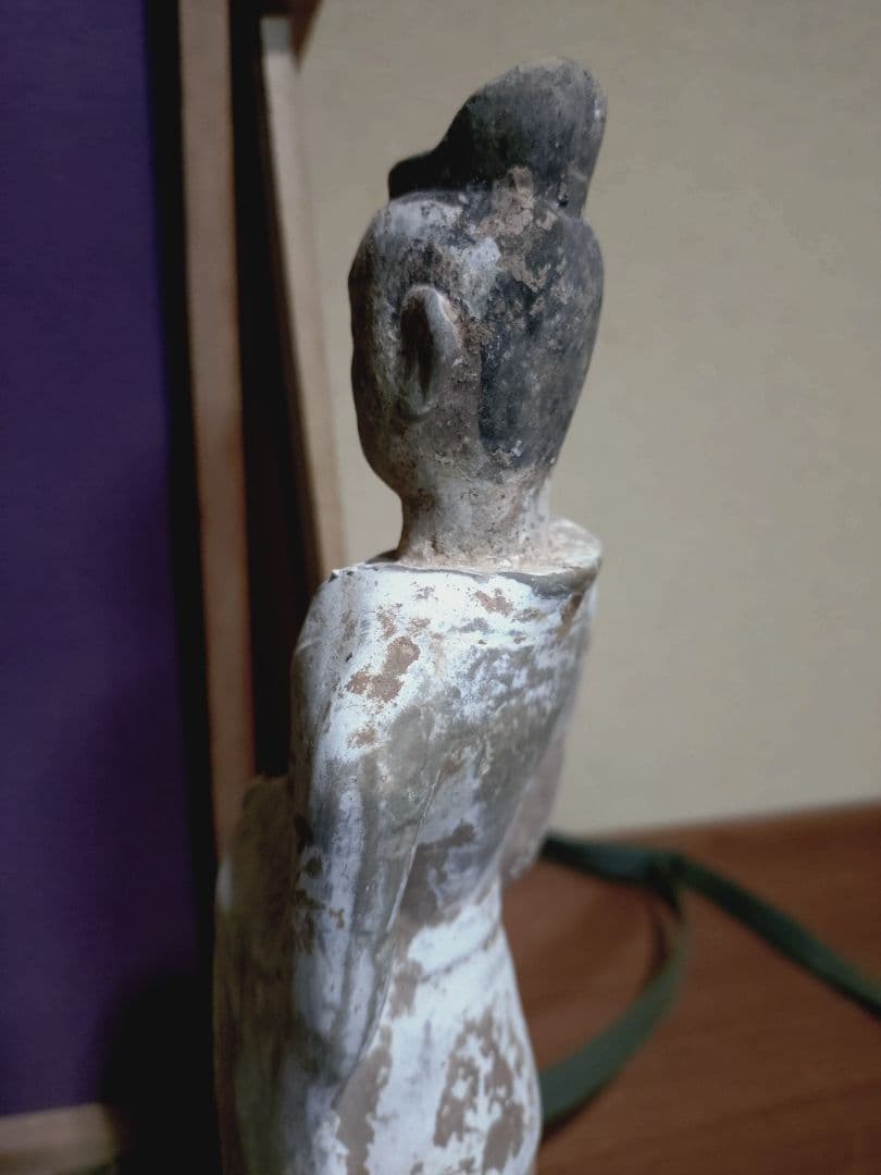 六朝 加彩 官人俑