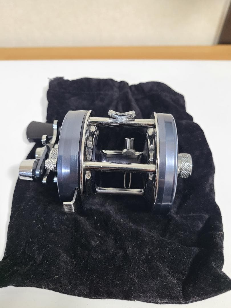 美品【abu】5500c　ブルーグレー