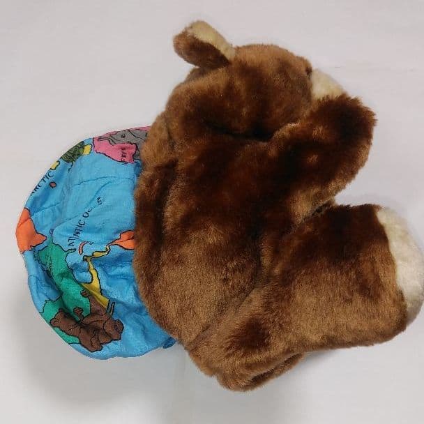 くまのぬいぐるみが変身