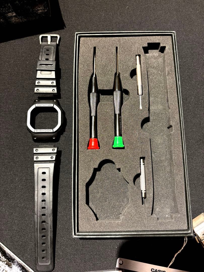 入*介様 【純正】Gショック5600 オールブラック　メタルバンド　反転液晶