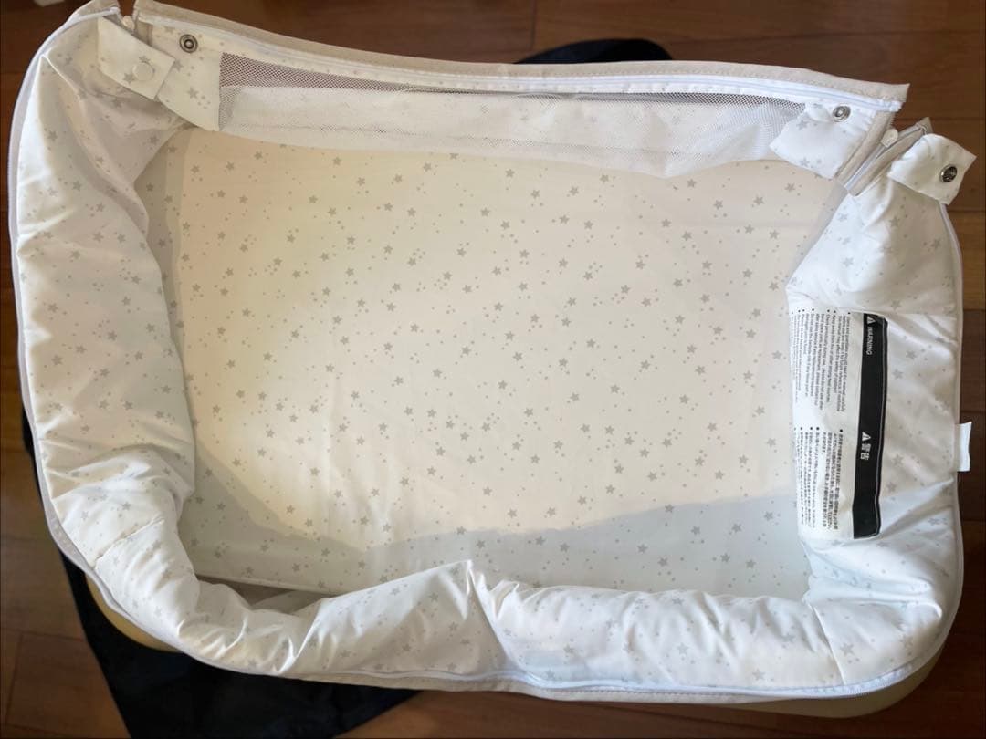 ベビーベッド 揺れ機能付き 高さ調整可能