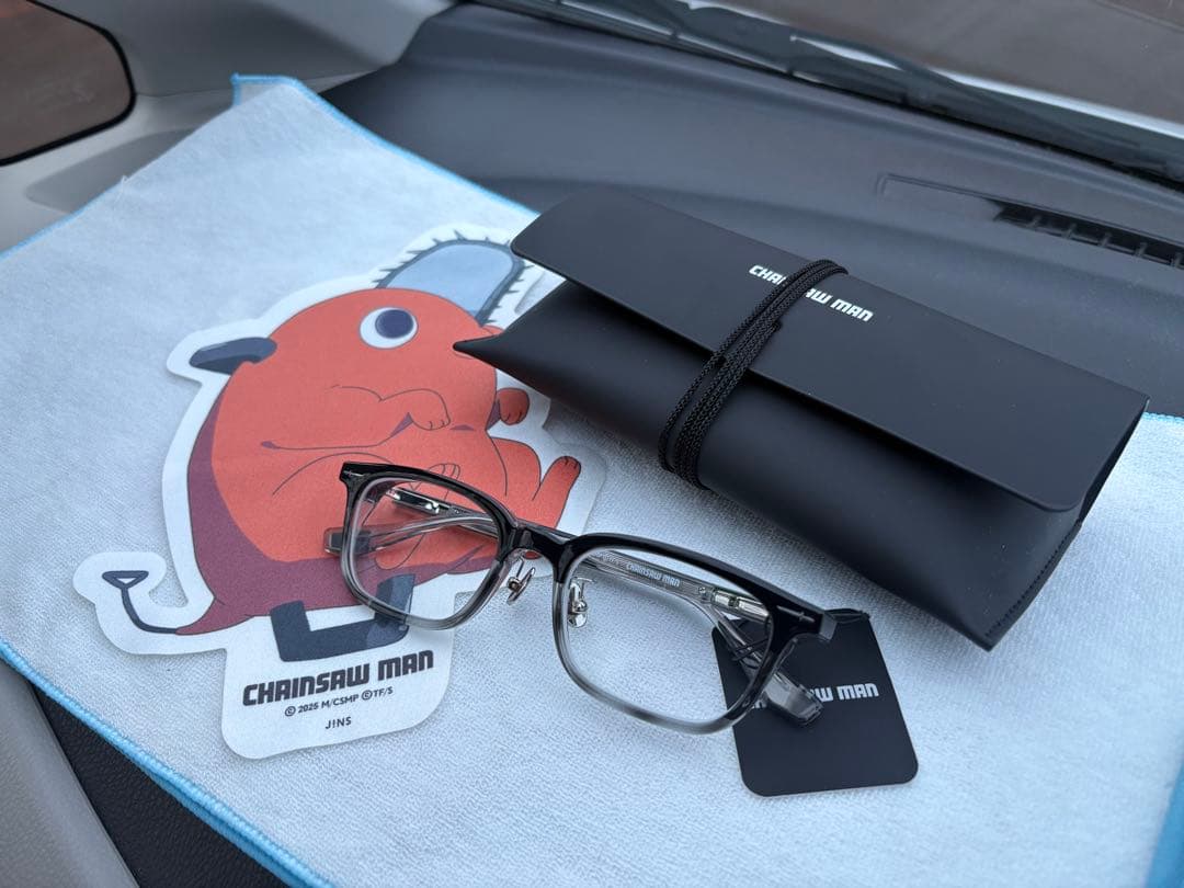 【jins】【新品】チェンソーマンコラボ 早川アキ眼鏡 ケース+クロスセット