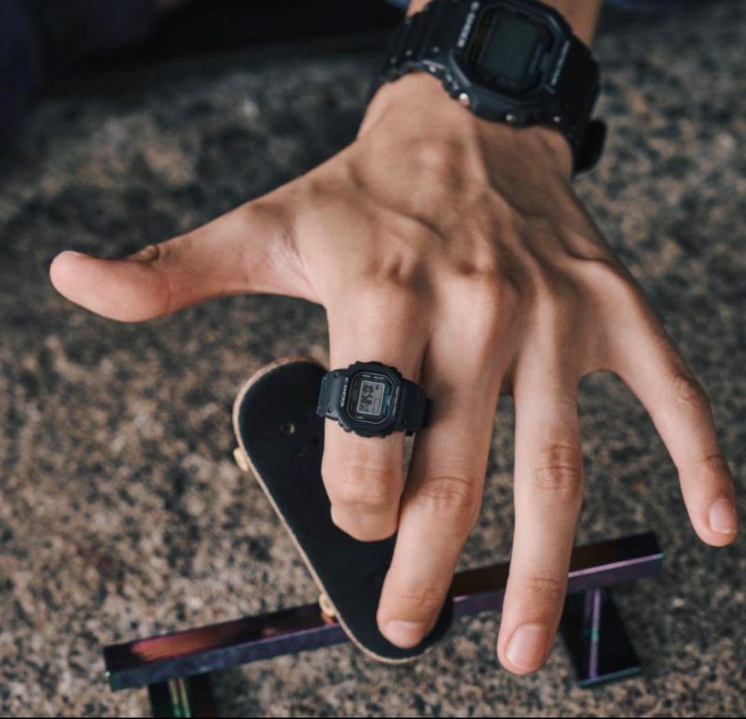 【未開封 ブラック 即発送】 G-SHOCK DWN-5600-1JR nano