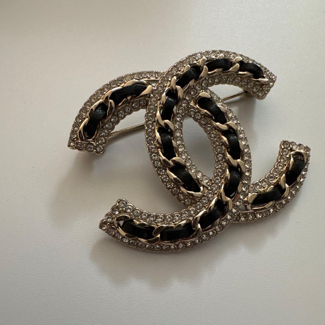 CHANELブローチ