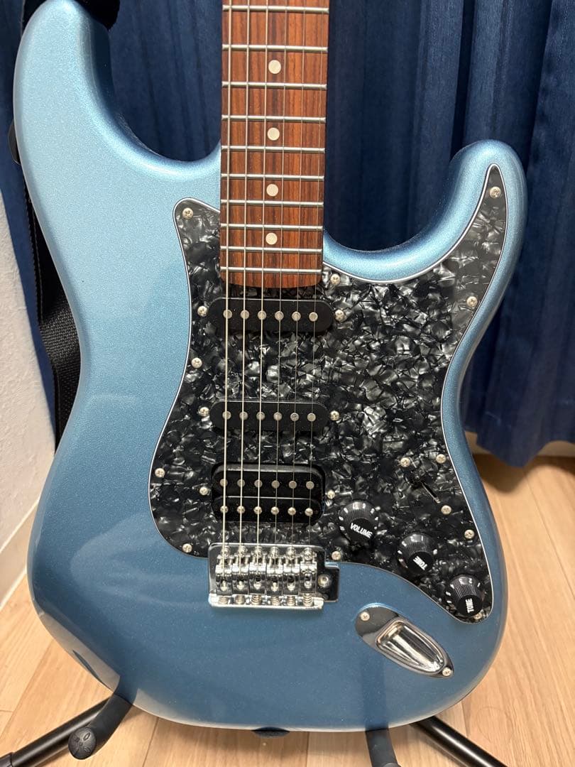エレキギター ライトブルー ブラックパール