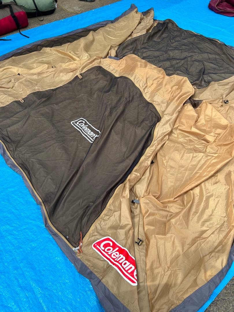 コールマン タフワイドドーム Ⅳ 300 バーガンディ