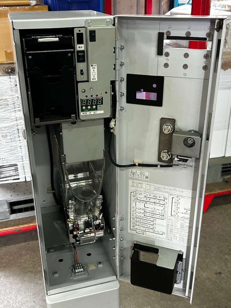 両替機•令和6年新札対応・架台付•送料無料・領収書OK・東亜電子MC11D