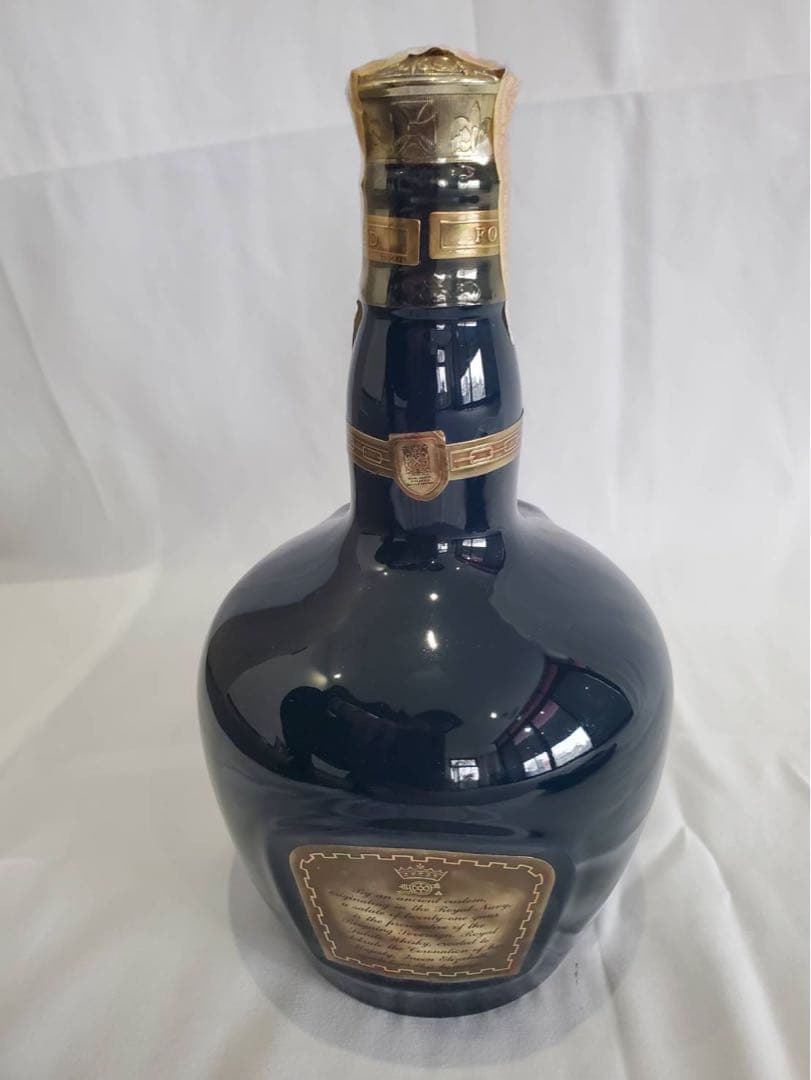 ロイヤルサルート 21年 スコッチウイスキー CHIVAS REGAL 布袋付