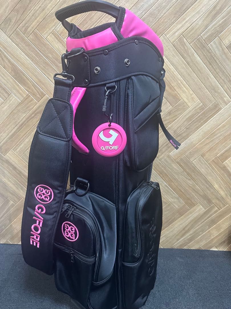 新品未使用☆G/FOREスタンド式キャディーバック　ブラックピンク