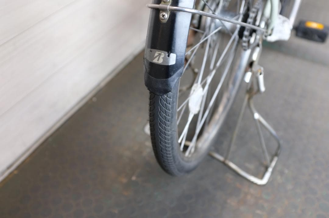 ち*ま様 ブリヂストン製　アンジェリーノ　26インチ　3段　8.1Ah充電器あり