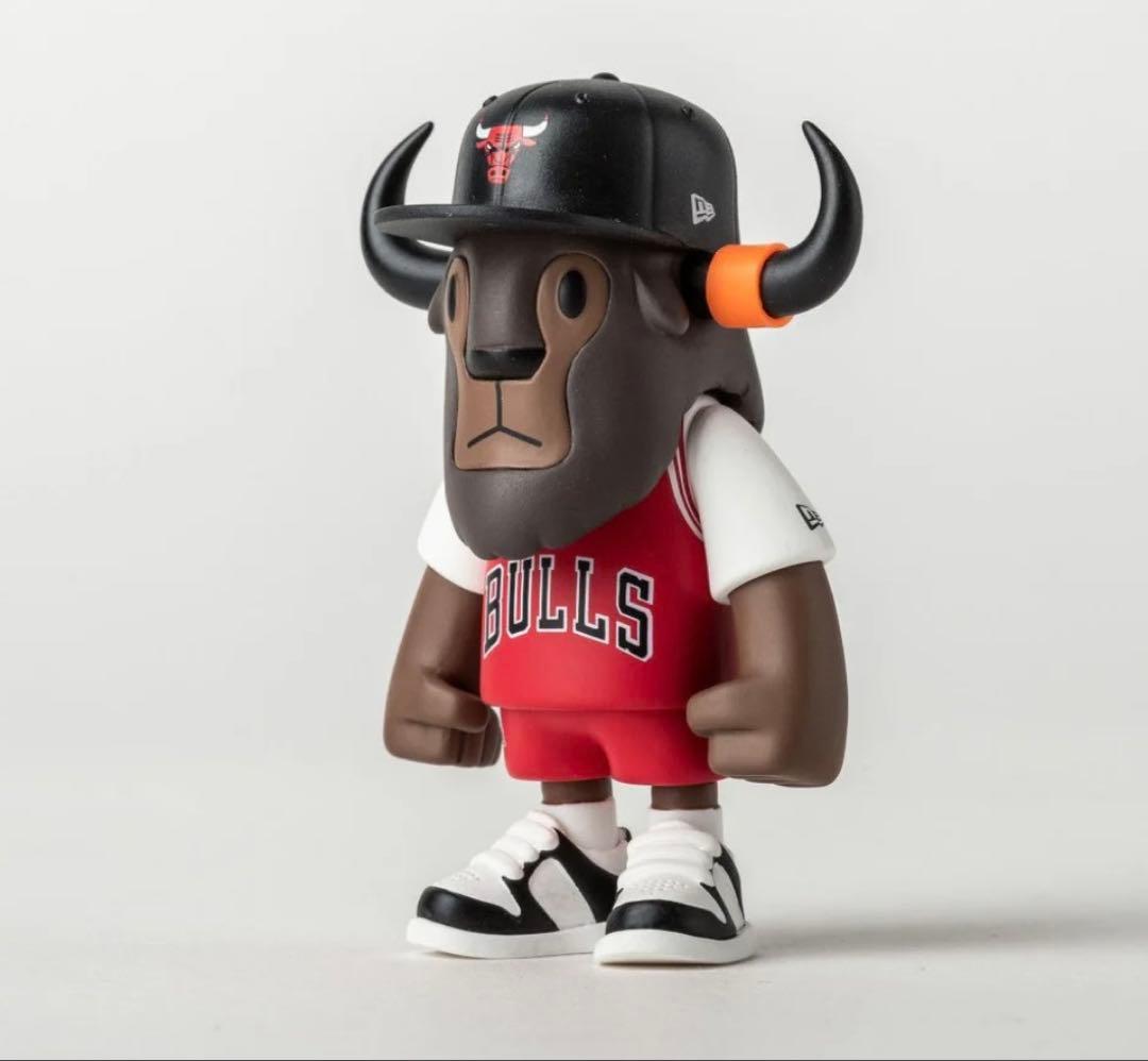 Newera NBA FFALO人形　レイカーズ　ブルズ　2体セット　未開封