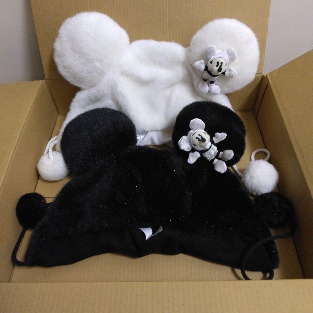 ディズニー　ミッキー　ファンキャップ　白　黒　セット　ペア　ぬいぐるみ　帽子