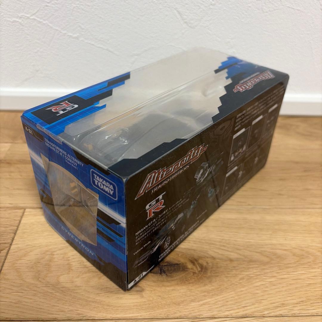 トランスフォーマーオルタニティ 日産GT-R/コンボイスーパーブラック