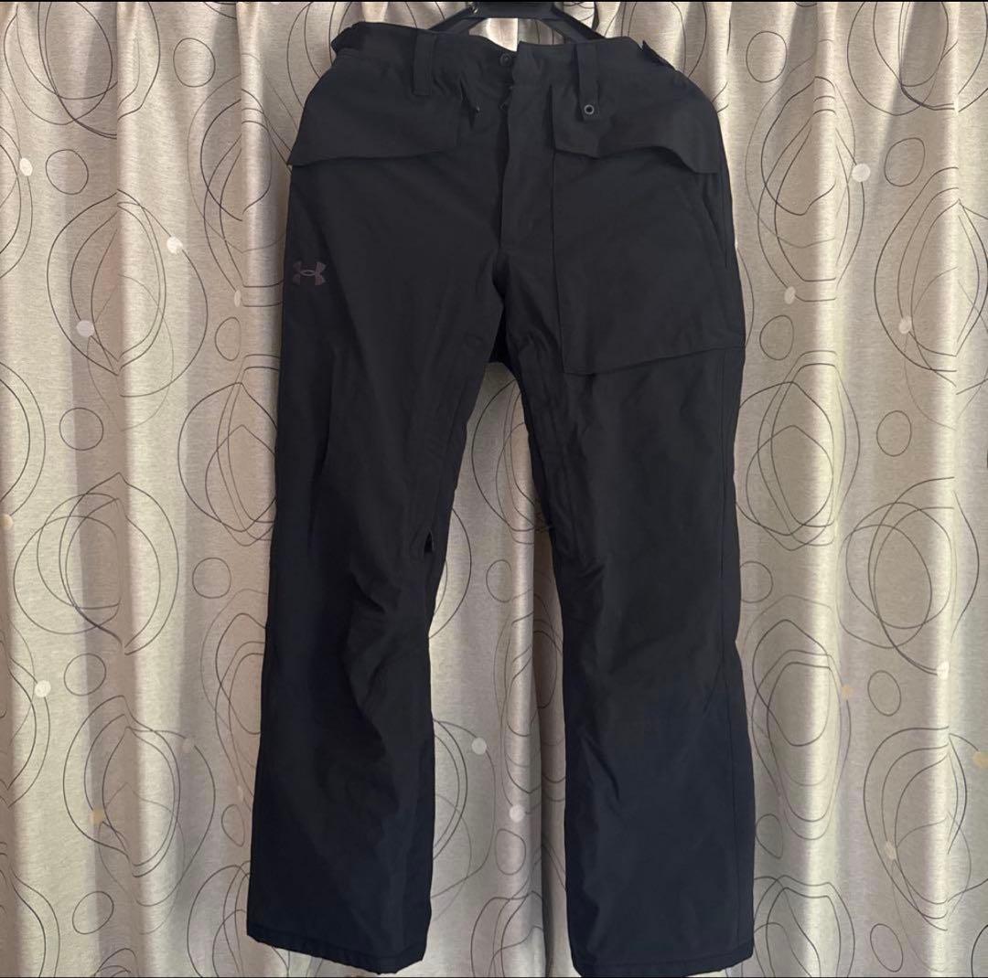 Under Armour ウィンタースポーツウェア 赤