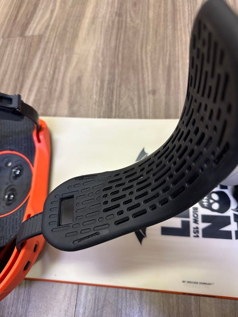 スノーボード Bataleon151cmビンディング SWICHBACK M