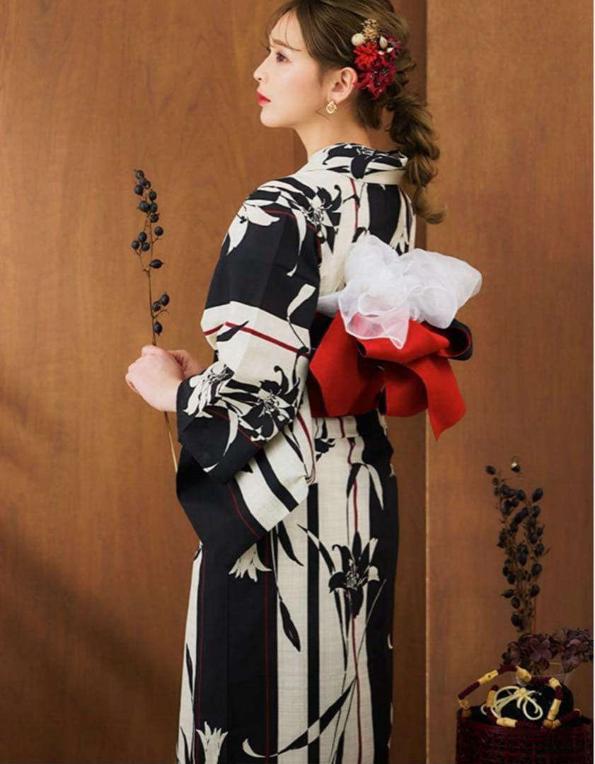 【即日】Suger ストライプ×百合レトロモダン浴衣【浴衣2点セット浴衣/帯】