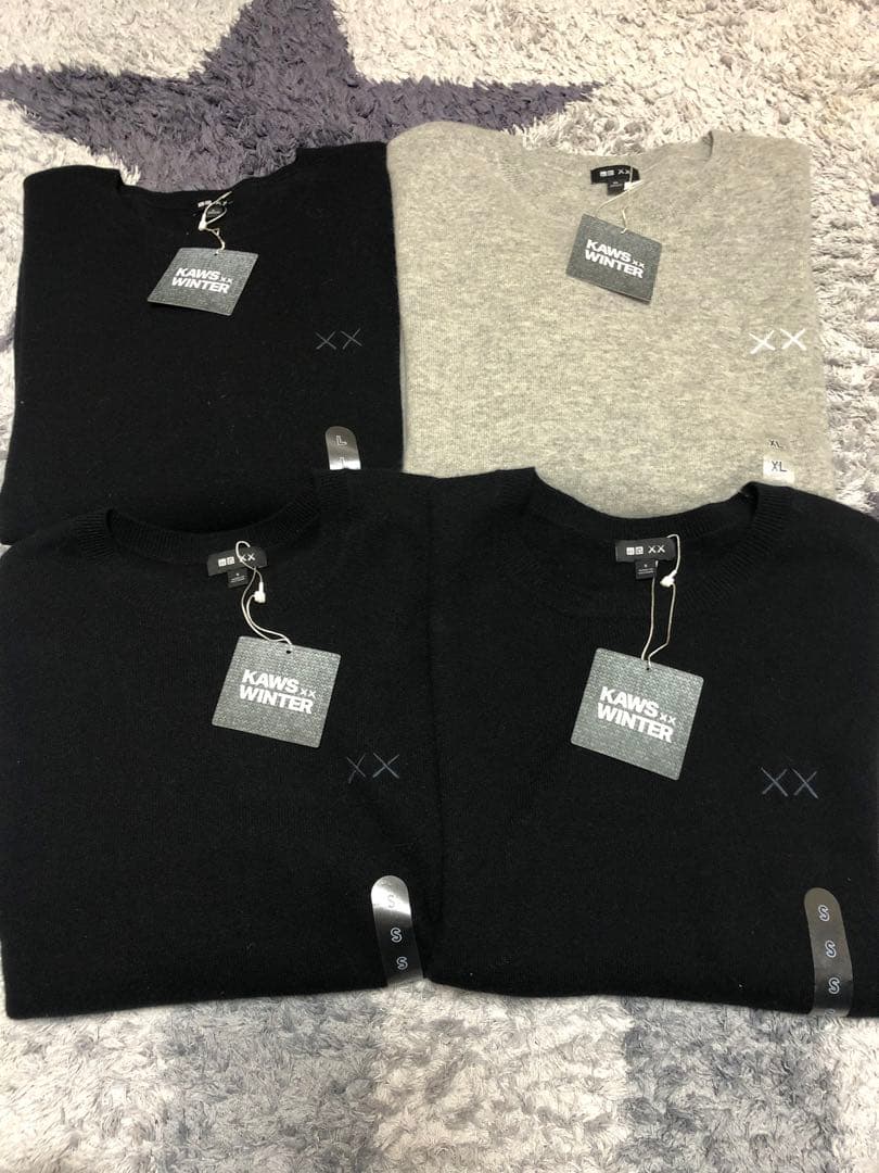 ょ*う様 ユニクロ　KAWSコラボ　カシミヤニットセーター 4枚セット　新品未使