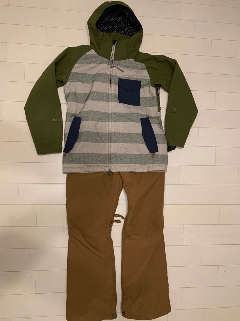 スノーボードウェア グレー/オリーブ ストライプ　S size 男女