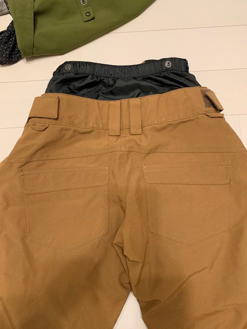 スノーボードウェア グレー/オリーブ ストライプ　S size 男女