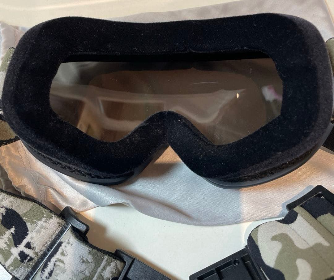 リボルトrevolt コイフ　coif 中井孝治　ゴーグル　スノーボード　スキー