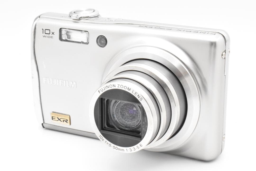 FUJIFILM FinePix F70 EXR シルバー コンデジ