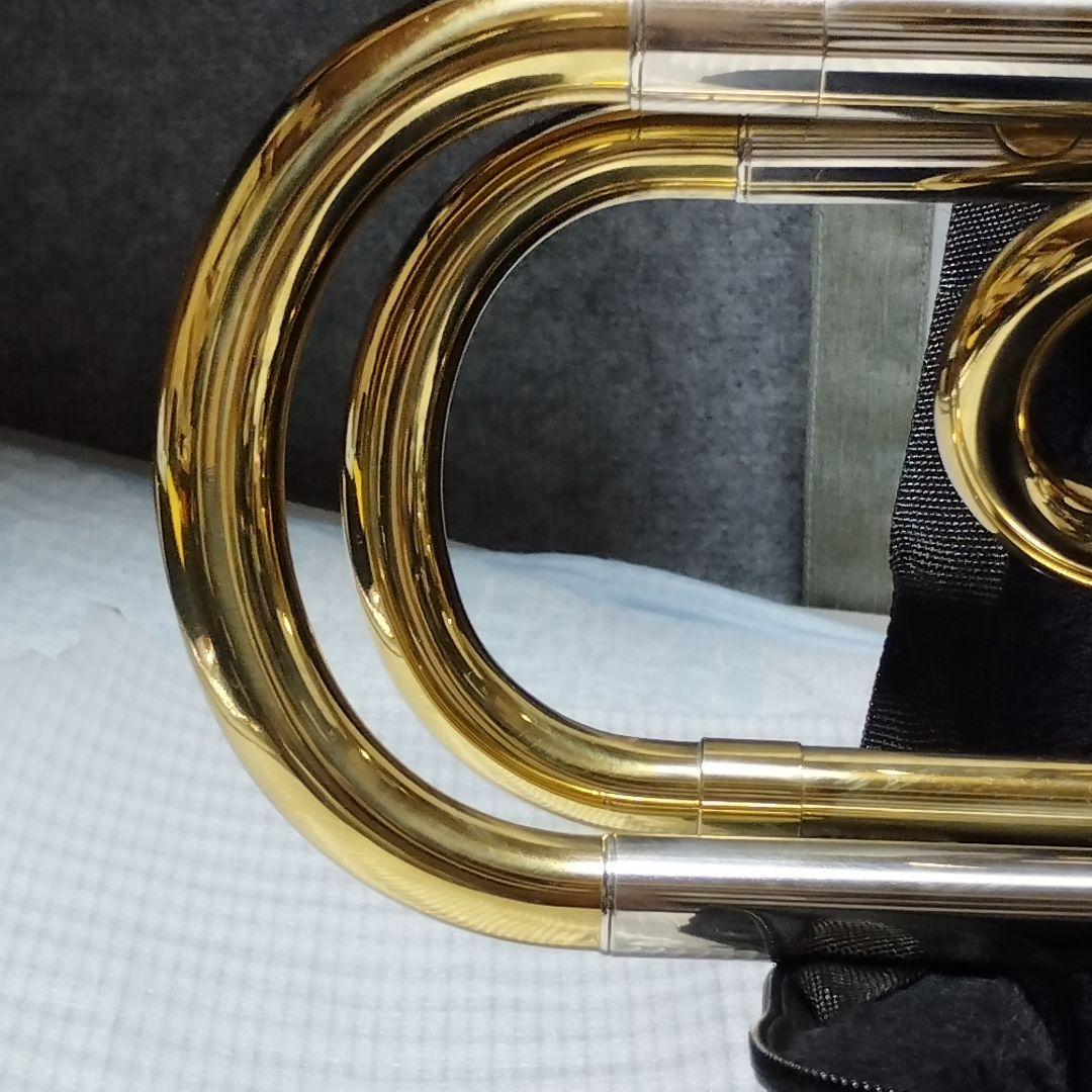 Soleil テナーバストロンボーン マウスピース、ケース付き 初心者　吹奏楽