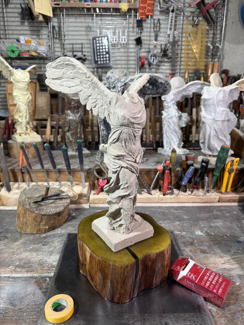 勝利の女神像 サモトラケのニケ 型製作 仕上げ塗装済み完成品 専用台座付き