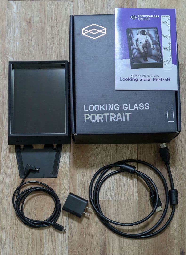 LOOKING GLASS PORTRAIT ホログラフィックディスプレイ