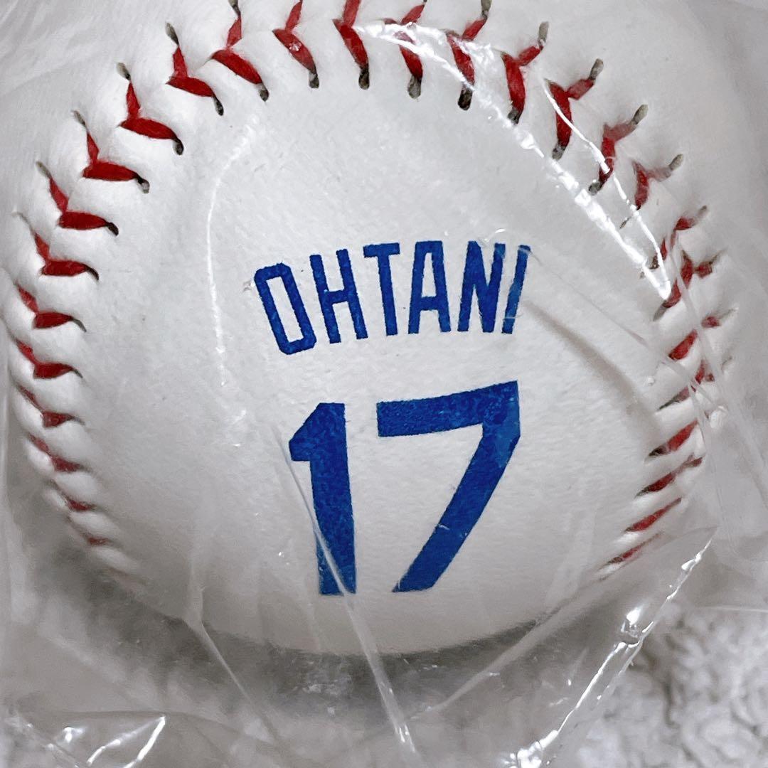 ドジャース　大谷翔平　ユニフォーム（L）　ボール　木製ミニバット