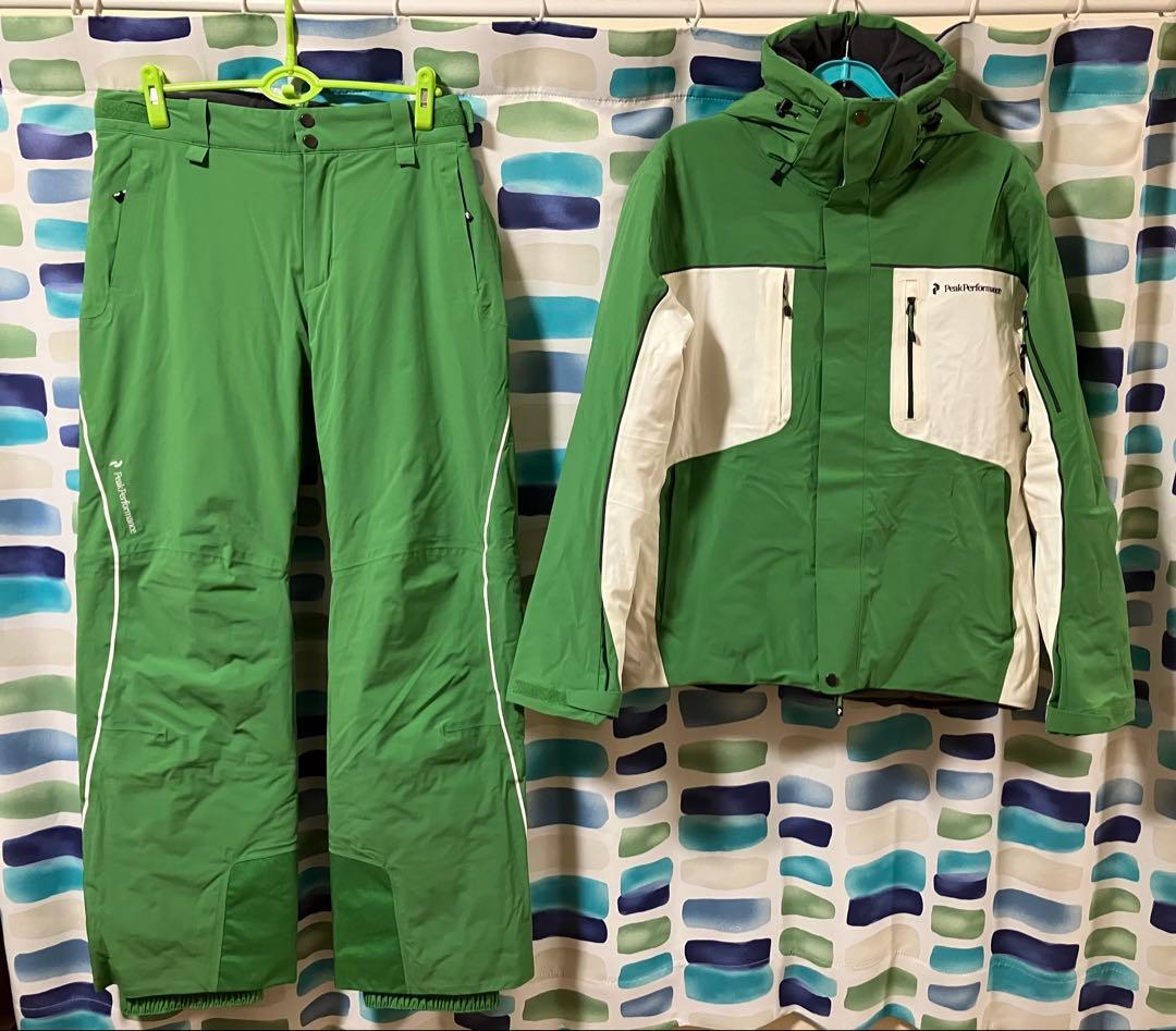 【貴重な綿入】Peak Performance スキーウェア 緑色