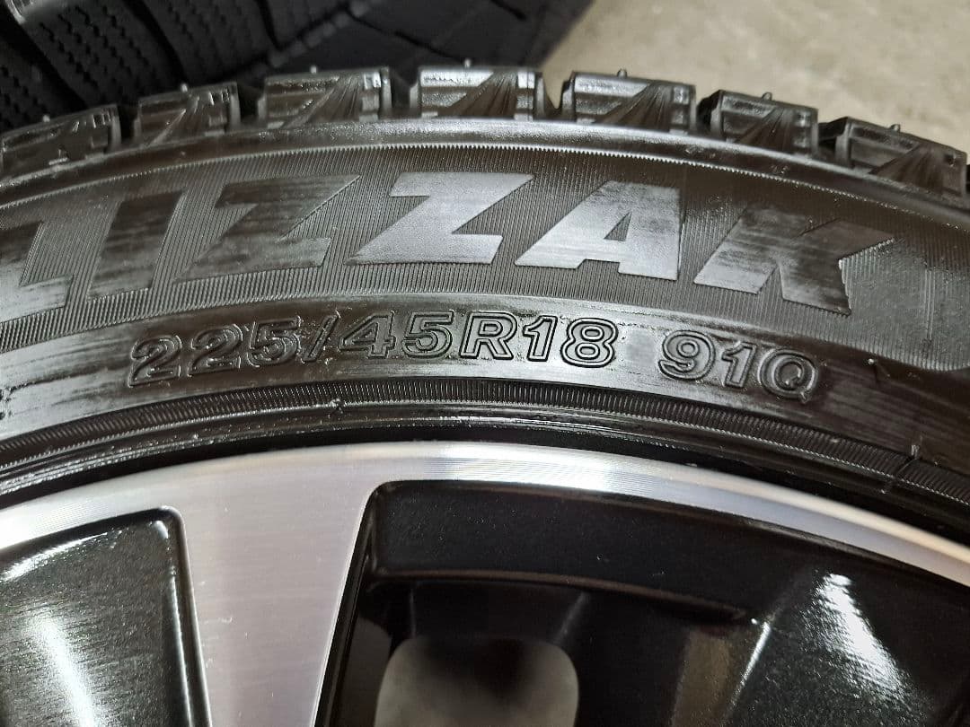 【新車外し】スバル レヴォーグ 純正 ホイールタイヤ VRX3 スタッドレス