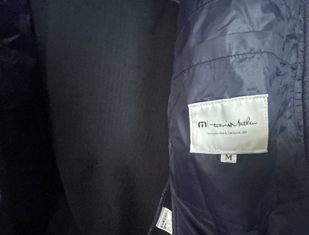 トラヴィスマシュー　TravisMathew 中綿　アウター　Mサイズ　ネイビー