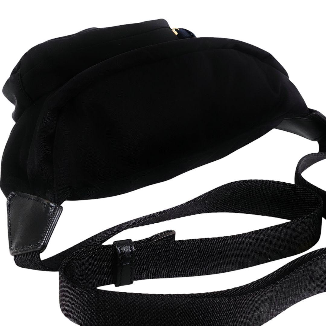 未使用 MONCLER FELICIE ボディバッグ ウエストバッグ ブラック