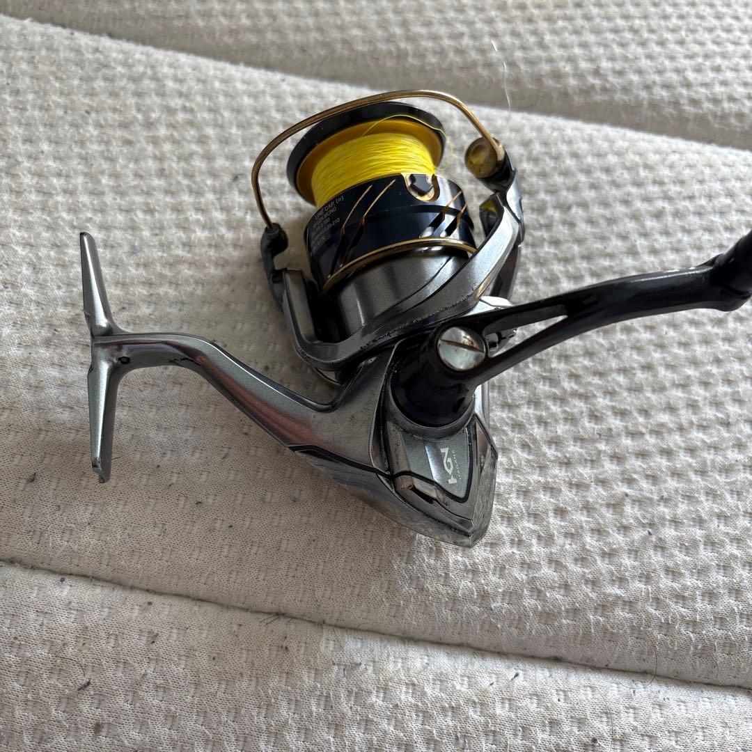 Vanquish C3000HGX スピニングリール